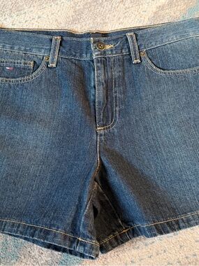 Tommy Hilfiger Women's Size 8 Denim Jean Shorts
